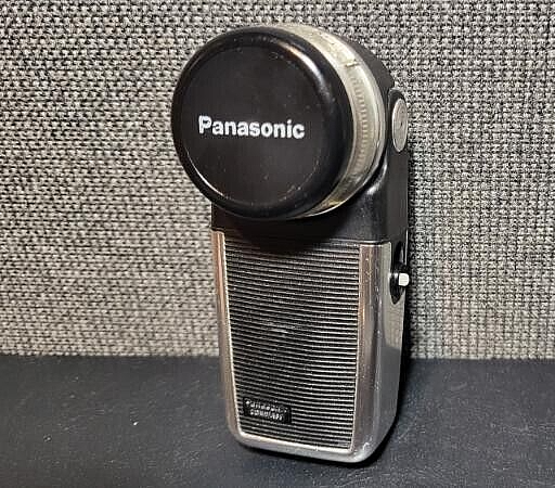 Vintage Panasonic ES-565 CORDLESS SHAVER Works!
