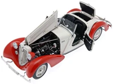 CMC AUDI 225 FRONT ROADSTER 225 RED/WHITE 1/18 M-075C LIMITED EDITION