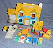 VINTAGE Fisher Price Little People-952-Yellow House-COMPLETE-WOODEN-EXTRAS!!