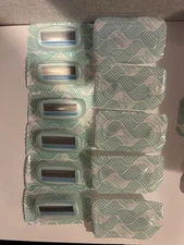 Schick Hydro Silk Razor (lot of 12 Refill Cartridges Brand New Free Shipping
