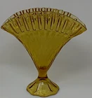 Vintage Fenton Honey Amber Diamond Quilted Peacock Ruffled Fan 8" tall Vase