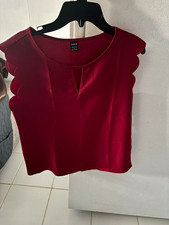 SHEIN Red Solid Sleeveless Round Neck Pullove...