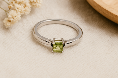 925 Silver Black Spinel & Peridot Ring | Handmade Gemstone Gift for Her - Picture 3 of 6