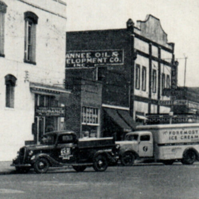 Live Oak FL Florida Ice Cream Truck Drug Store Cafe Postcard 