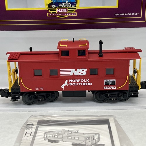 MTH Premier 20-91033 Norfolk Southern Steel Caboose #562762 O Gauge New NS - Picture 5 of 13