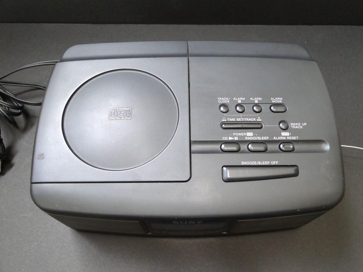 Vintage 1996 SONY AM FM Radio Model ICF-CD810 (CD Player Has Vintage 1996 SONY AM FM Radio Model ICF-CD810 (CD Player Has