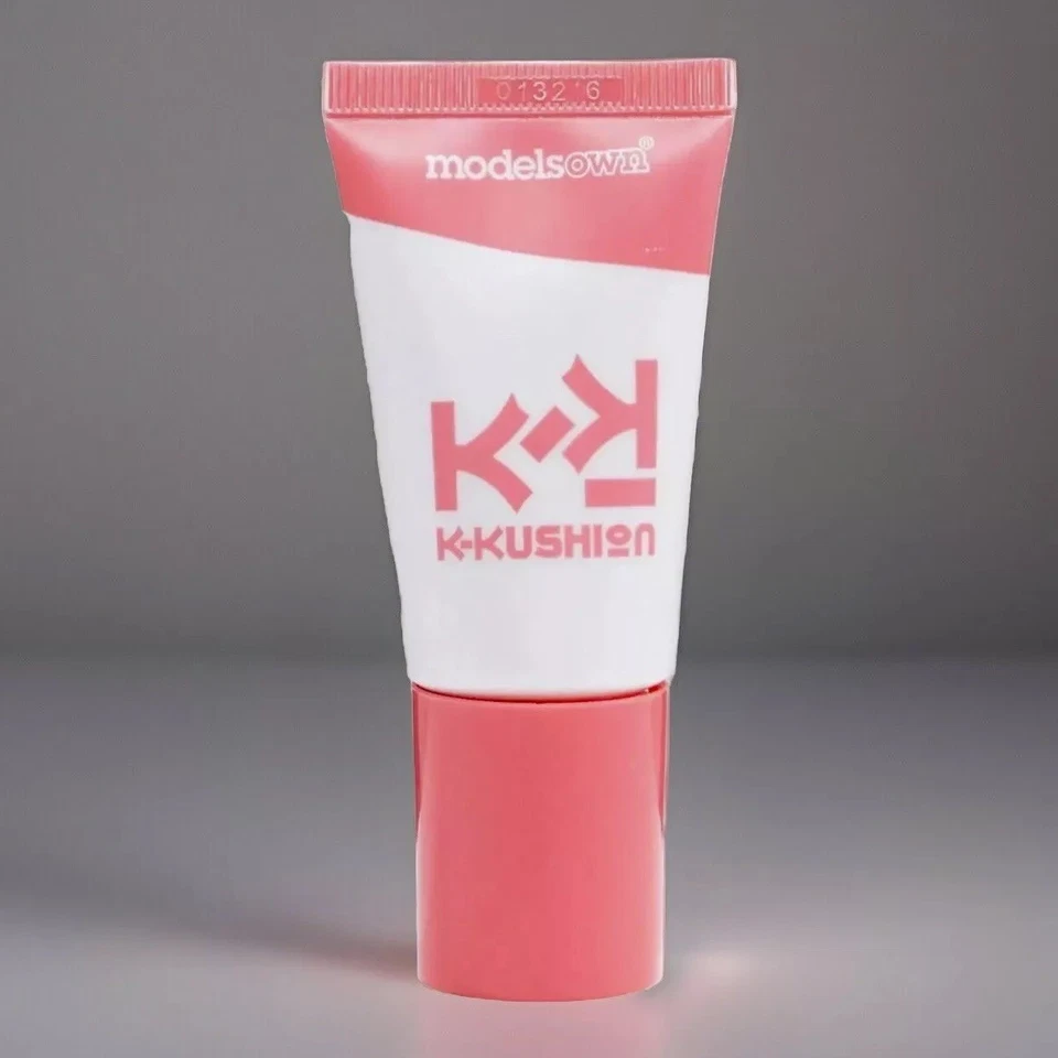 Pink Liquid Blusher Sponge Models Own K-Kushion Liquid Cushion Blusher 20ml New - Image 4 of 4