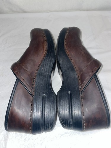 Dansko Narrow Professional Brown Leather Clogs Women’s Size EU 37 / US 6.5 - Picture 3 of 11