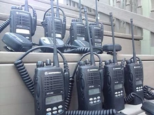 (8) MOTOROLA HT1250 UHF RADIOS 450-512MHz 128CH AAH25SDF9AA5AN  NARROWBAND HT 