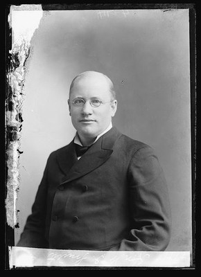 Photo:Smith, Hon. W.I.