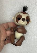 Wow Wee Fingerlings So Cute Brown Baby Sloth - Works 