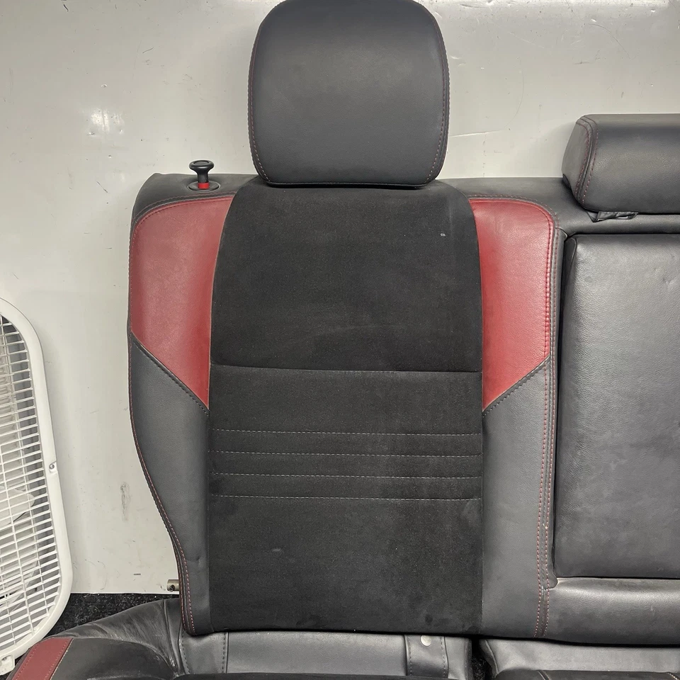 ☑️ 15-21 SUBARU WRX STI OEM REAR ALCANTARA SEAT COMPLETE UPPER LOWER ASSEMBLY - Image 2 of 4