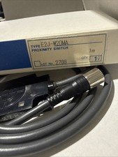 NEW* OMRON E2J-W20MA PROXIMITY SWITCH CAPAACITIVE PROXIMITY SENSOR