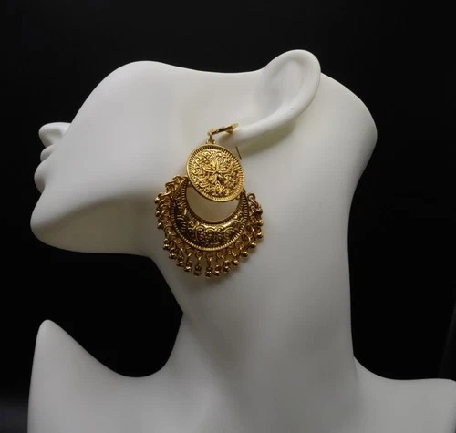 Vintage Gold Tone Dangle Earrings Filigree Boho Style Costume Jewelry