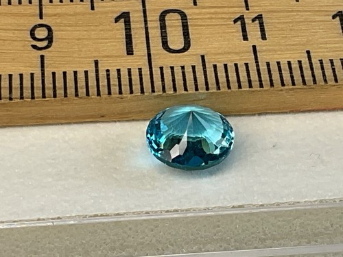 Edelstein eisblau geschliffen / P.02 Weitere Steine hier ! TOP PREIS ! - Bild 5 von 5