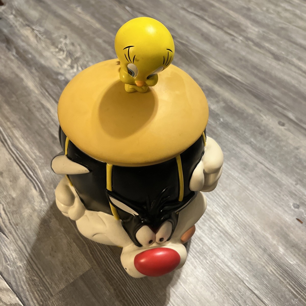 ワーナーブラザーズ ルーニー・テューンズ クッキージャー　小物入れ　#1 ワーナーブラザーズ ルーニー・テューンズ クッキージャー 小物