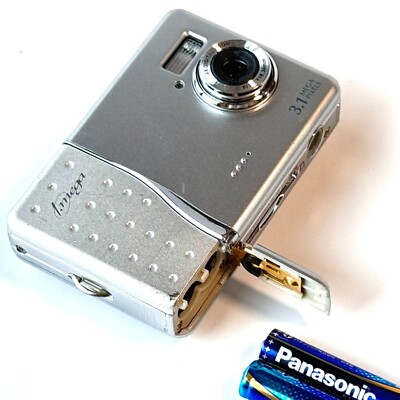 HITACHI Compact Digital camera HDC-301x 3.1MP Silver SD From