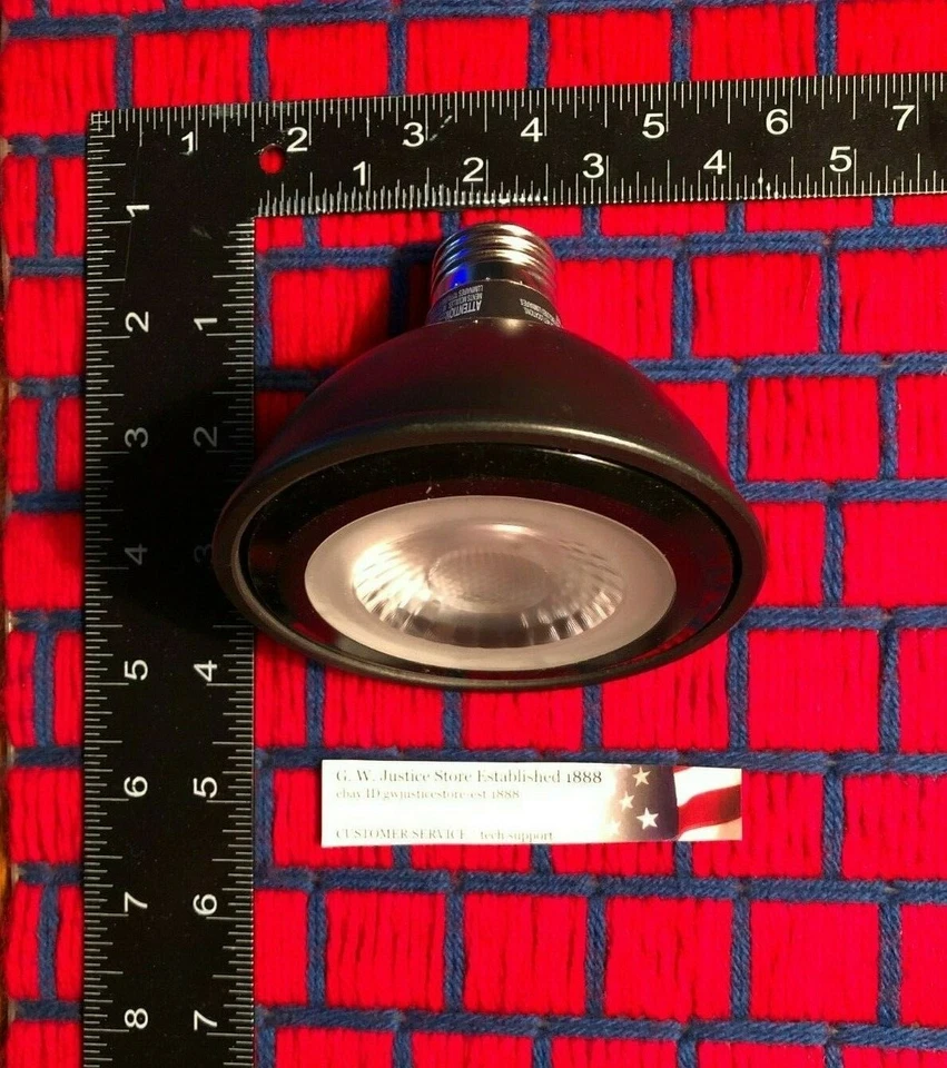 NEW LED 25000 hr. R30 75w FLOOD PAR30 light bulb 2700K 750 lumen 10w use 90 CRI - Image 2 of 3