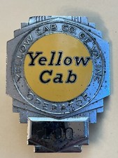 RARE VINTAGE 1940s-50s YELLOW CAB/TAXI#100 DRIVER HAT BADGE LQQK 