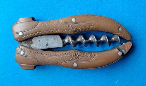 19th Century German Celluloid Folding Shoe Corkscrew - Picture 2 of 4