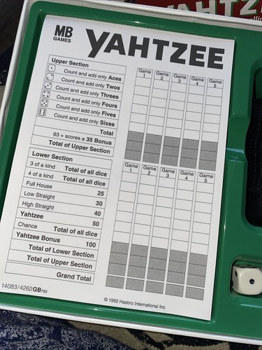 Original Yahtzee Dice Game 1992 Vintage Complete MB Games. Complete - Picture 3 of 8