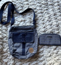 Dakine Crossbody Bag With Matching Wallet