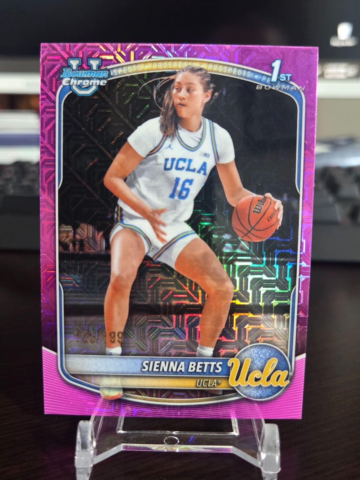2025-26 Bowman Basketball Sienna Betts /199 Pink Mojo Refractor Chrome BCP-13