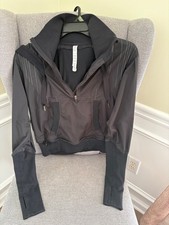 Lululemon Athletica Black 1/4 Zip High Neck Hooded Jacket W/ Thumb Holes Size 6