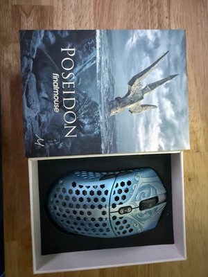 Finalmouse STARLIGHT-12 Poseidon Wireless Mouse, Medium