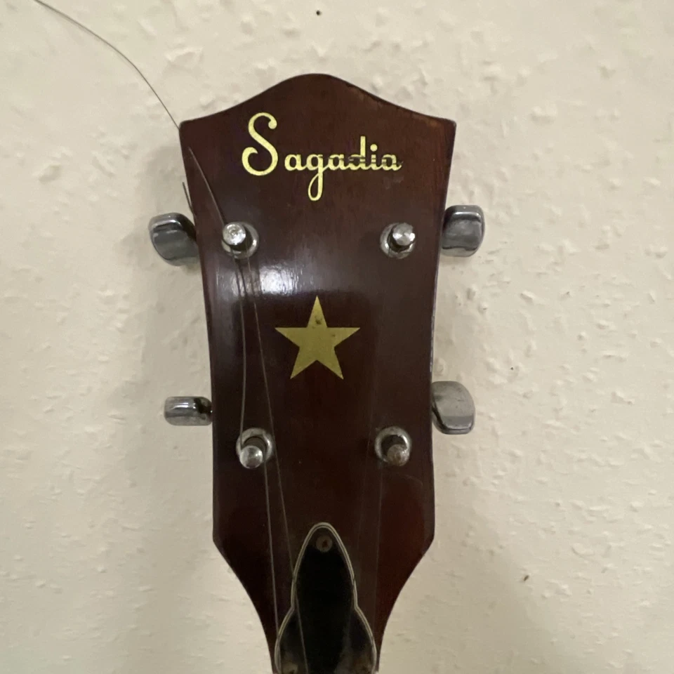 Sagadia   5 String  Banjo - Image 2 of 4