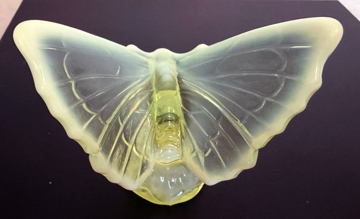 Fenton Glass Butterfly - Yellow Topaz Opalescent Vaseline | eBay