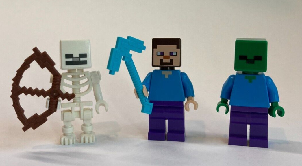 LEGO Minecraft: Steve Minifigure with Pickaxe