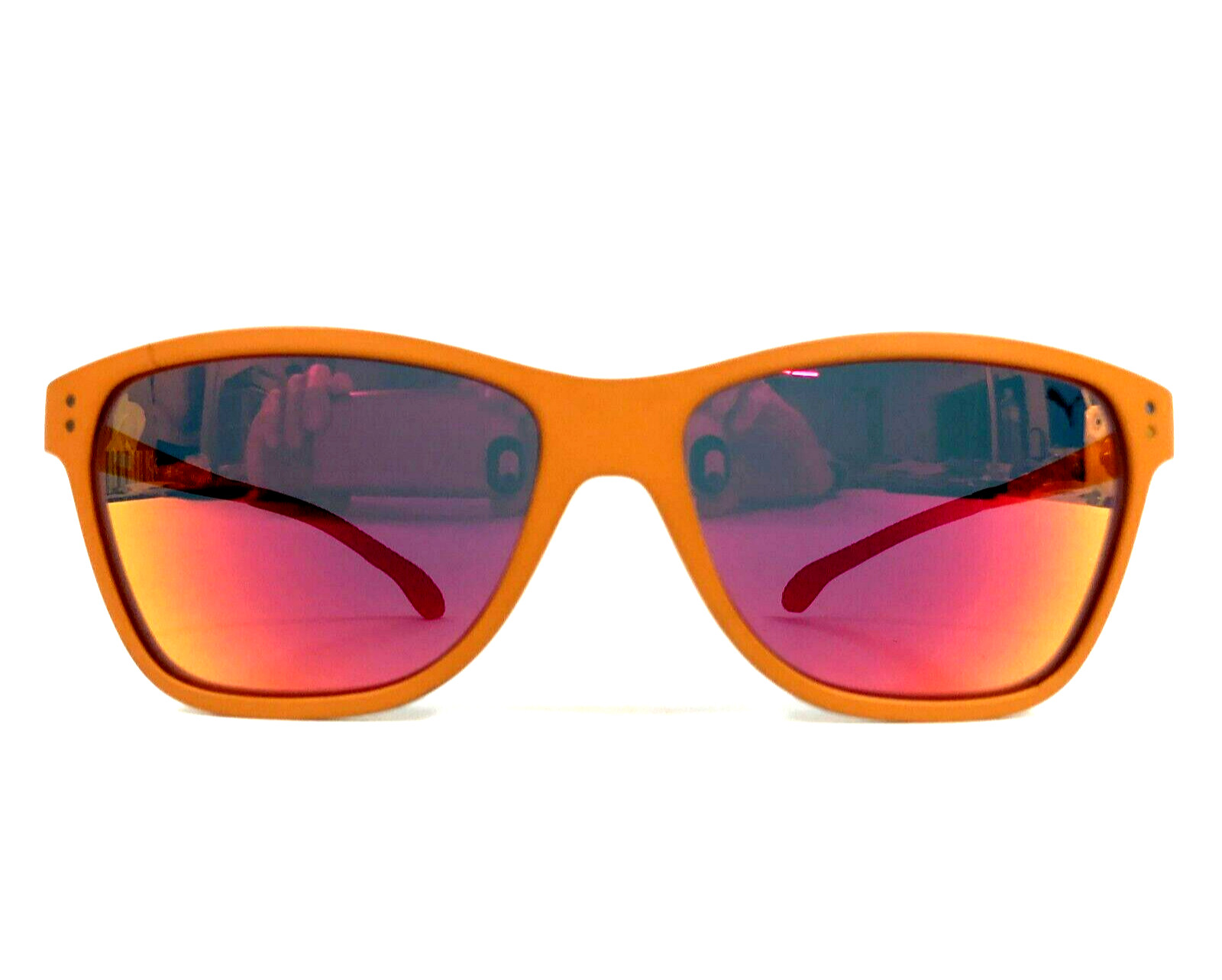 Солнцезащитные очки Puma PU15184 в оранжевой квадратной оправе или с огненно-красными линзами 13190₽