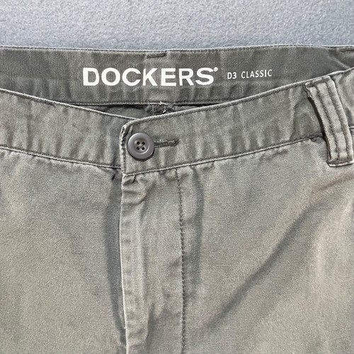 Dockers Pants Mens Size 40x30 D3 Classic Beige Hiking Outdoor Utility Zip Pocket - Picture 3 of 8