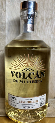 Volcan De Mi Terra Tequila Anejo 100 % Agave 0,7 L. 40 % Top Qualität aus Mexiko