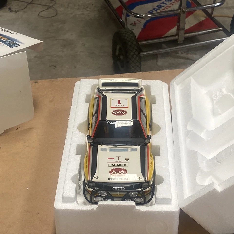 1/18 AUTOART AUDI QUATTRO 1984 SAFARI RALLY. MIKKOLA. 88401 Millennium New - Image 3 of 4