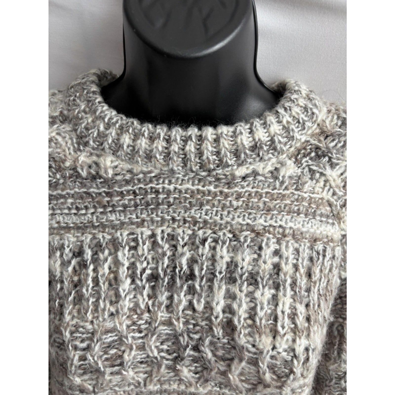 Universal Thread Pullover Chunky Cable Knit Sweat… - image 2