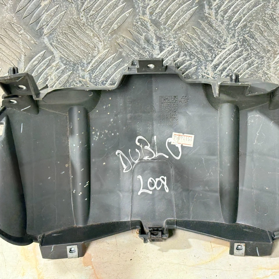 2008  Fiat Doblo speedometer clocks cover panel  46828387 - image 2 of 4