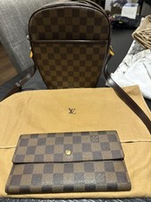 Authentic Louis Vuitton Damier Ebene Crossbod...