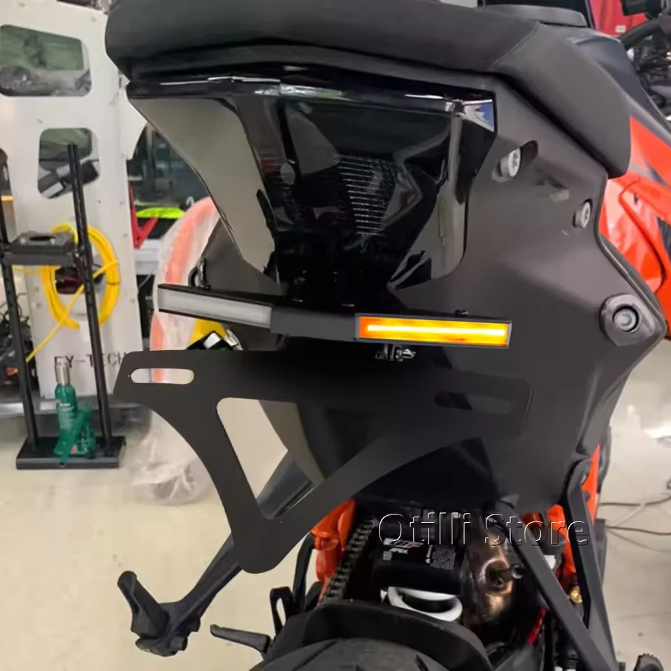 Soporte de matrícula trasero Super Duke R 2025 luces LED para KTM 1290 Super Duke R Foto 3 de 4