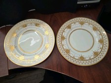 RARE TIFFANY  Co MINTON NEW YORK GOLD GIFT PORCELAIN 10" DINNER PLATES SET OF 2