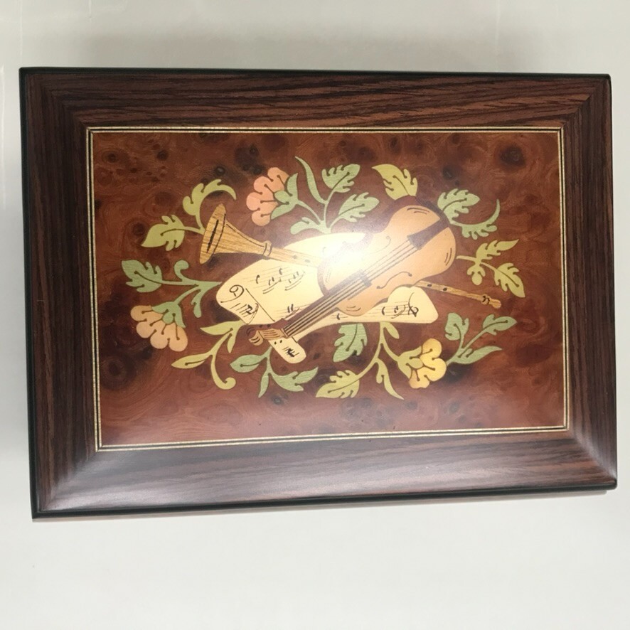 san-francisco-music-box-co-hand-crafted-music-box-by-paturzo-giovanni