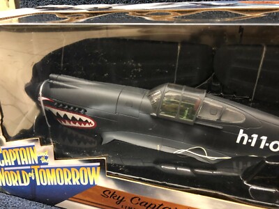 The Ultimate Soldier XD Sky Captain's Aircraft P-40 Warhawk 1/18