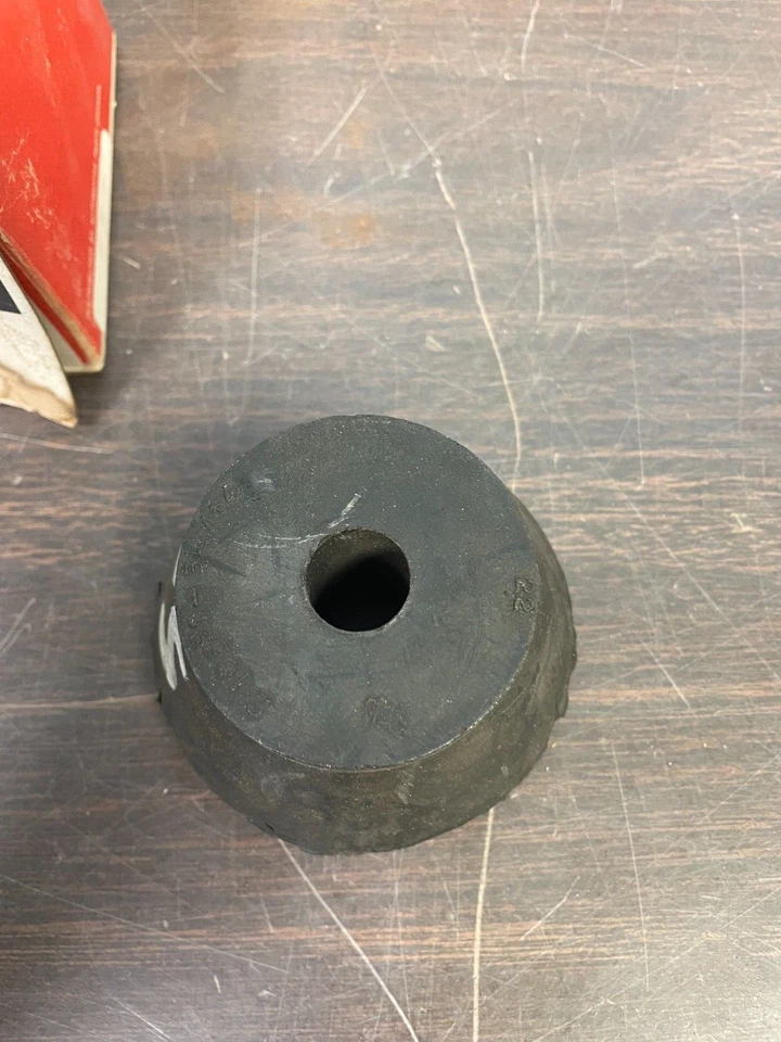 Plymouth Dodge Coronet Belvedere 1955 1956 montaje de motor trasero 624 Foto 2 de 3