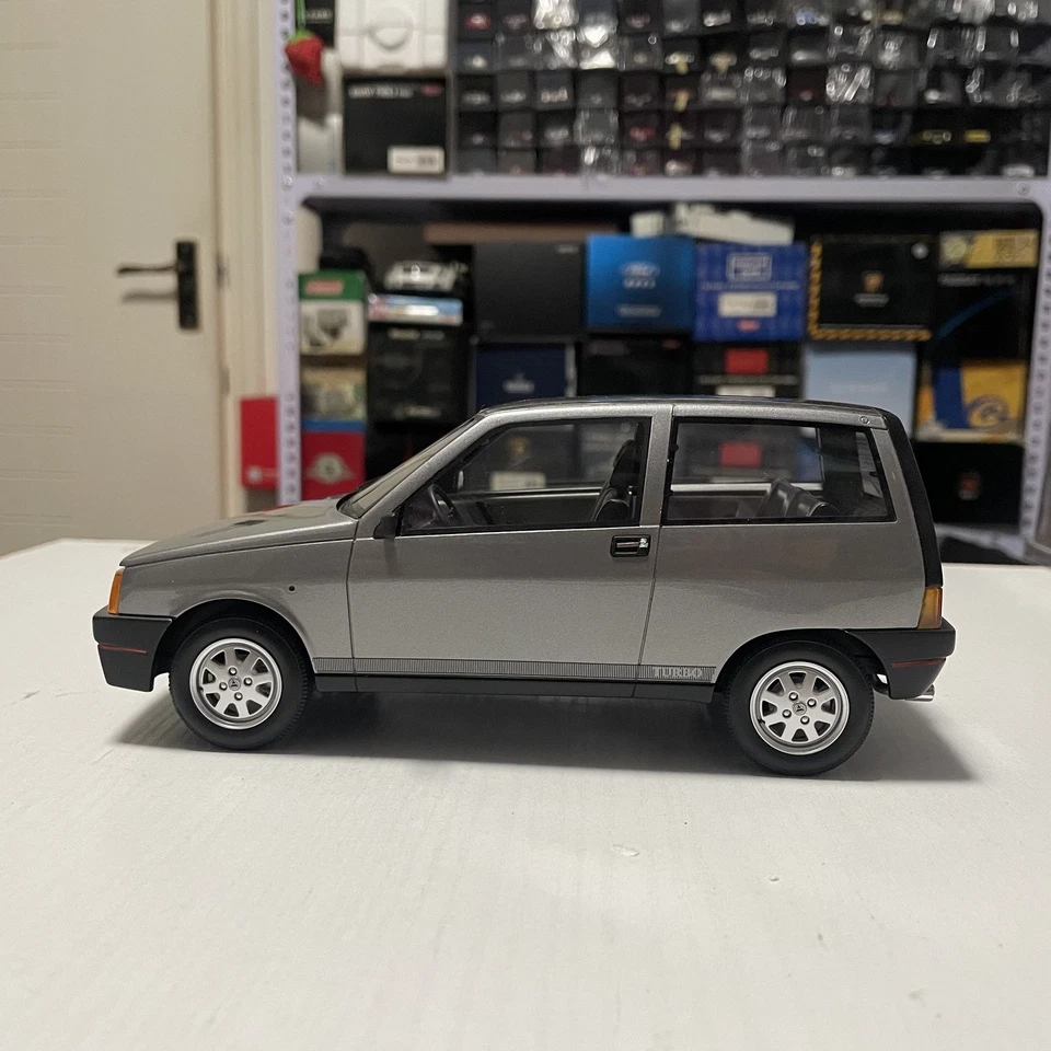 Laudoracing 1: 18 Autobianchi Y10 1985 Car Model Grey  - Image 2 of 4