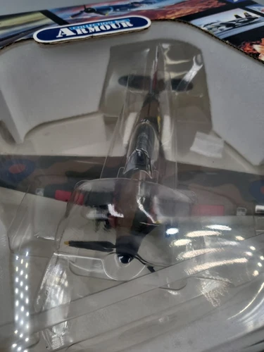 FRANKLIN MINT Armour Collection 1:48 Hurricane Mk.I RAF 85th Squadron Die-Cast - Picture 6 of 7