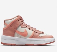 Womens Nikes Size 9 Great Condition