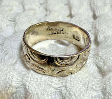 Sterling Silver Solid Band Ring with Circle Pattern 925 Size 8.25