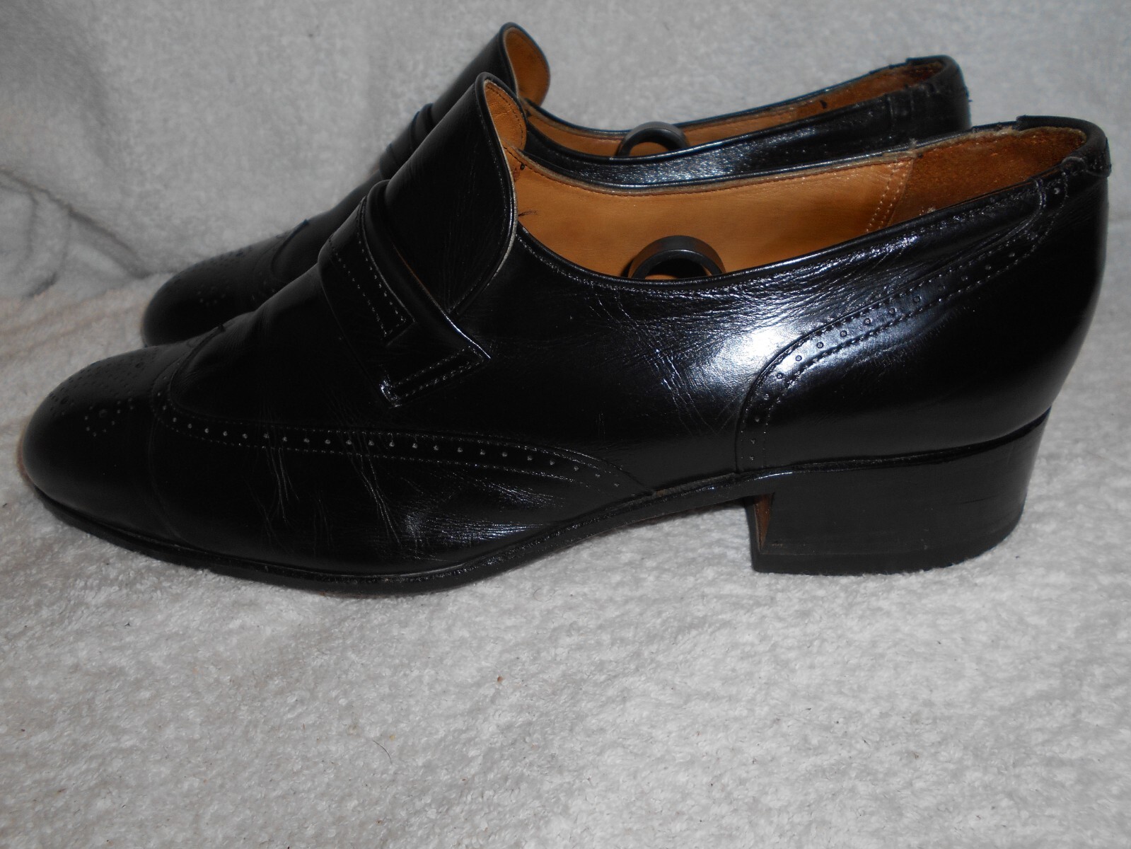 Vintage Hanover Embassy Collection Mens Black Leather Wingtip Medallion Loafer10