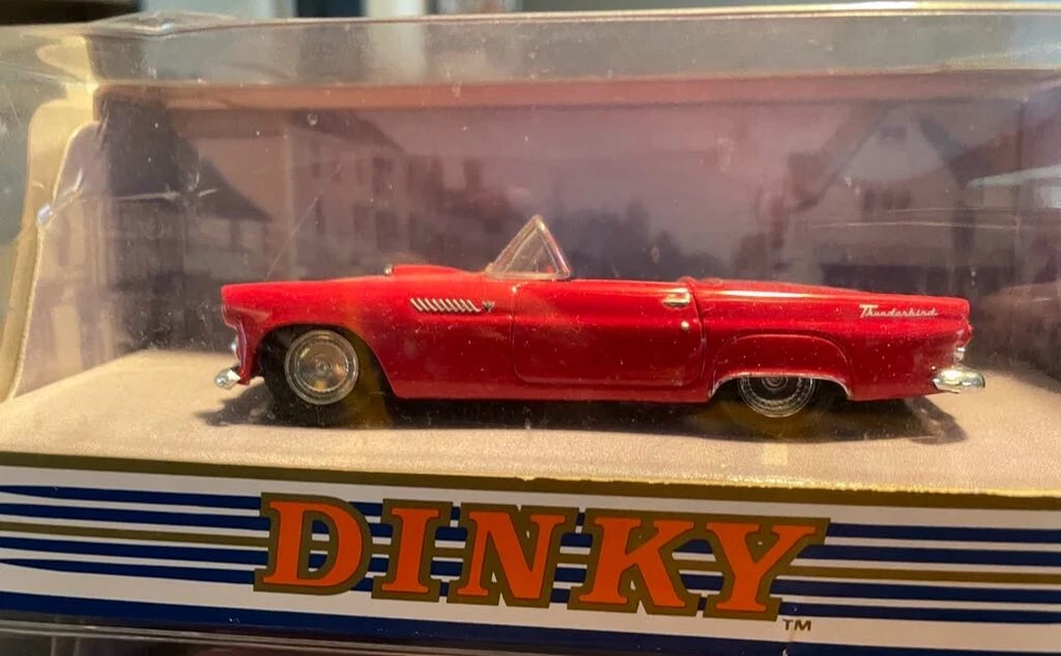 Lote de 4 coches Dinky Matchbox 1993 DY027/B, DY007/C, DY031/B y DY026B Foto 3 de 4